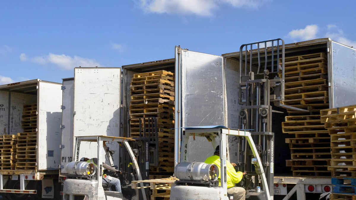 Images Kamps Pallets Inc. Denver 2