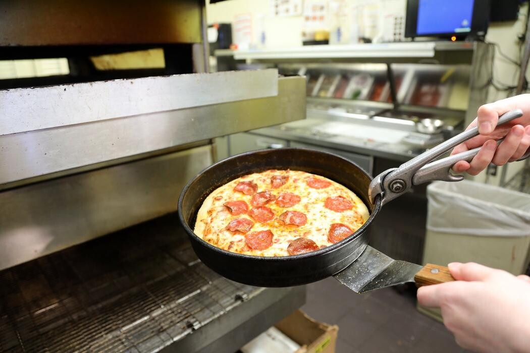 Images Hungry Howie's Pizza