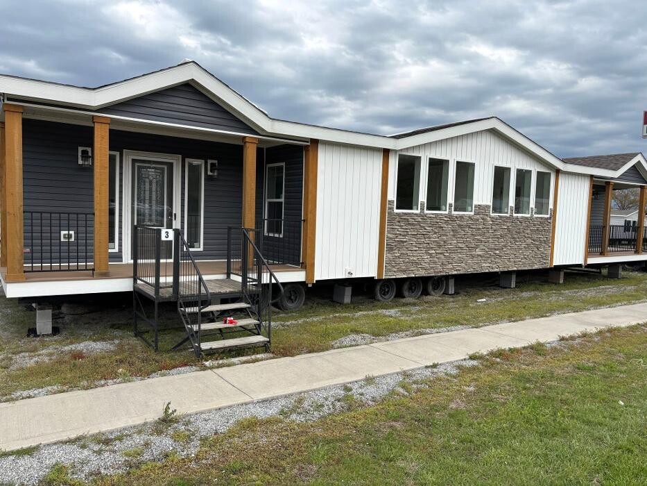 Images Monroe County Mobile Homes, Inc.