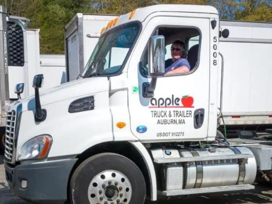 Images Apple Truck And Trailer