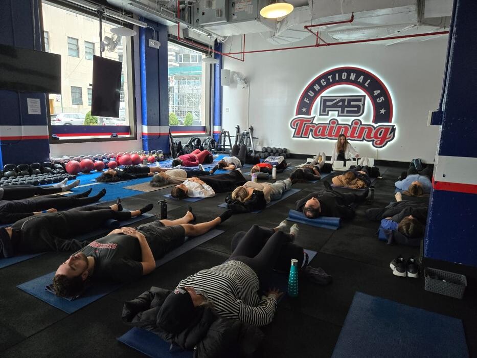 Images F45 Training Boerum Hill