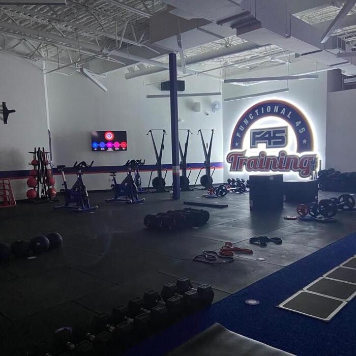 Images F45 Training Zona Rosa KC