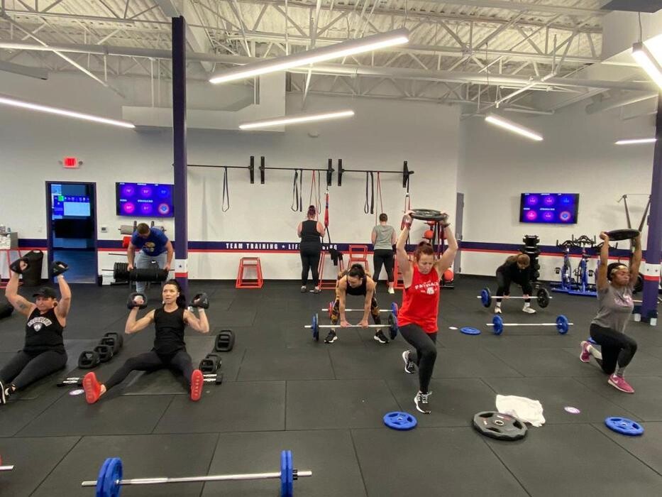 Images F45 Training Zona Rosa KC