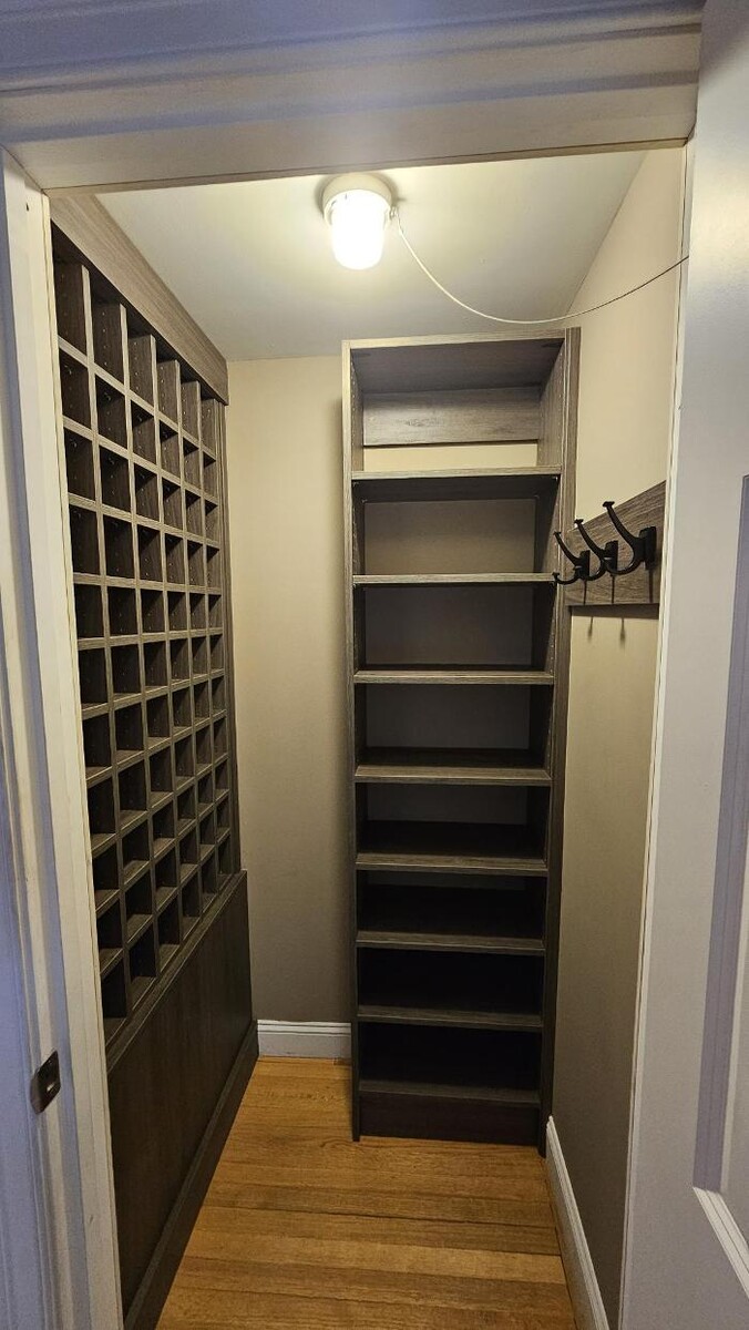 Images Custom Closets of Maine