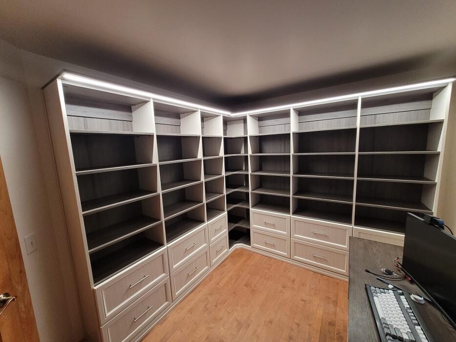 Images Custom Closets of Maine
