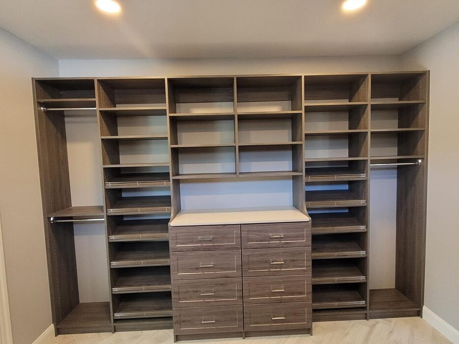 Images Custom Closets of Maine