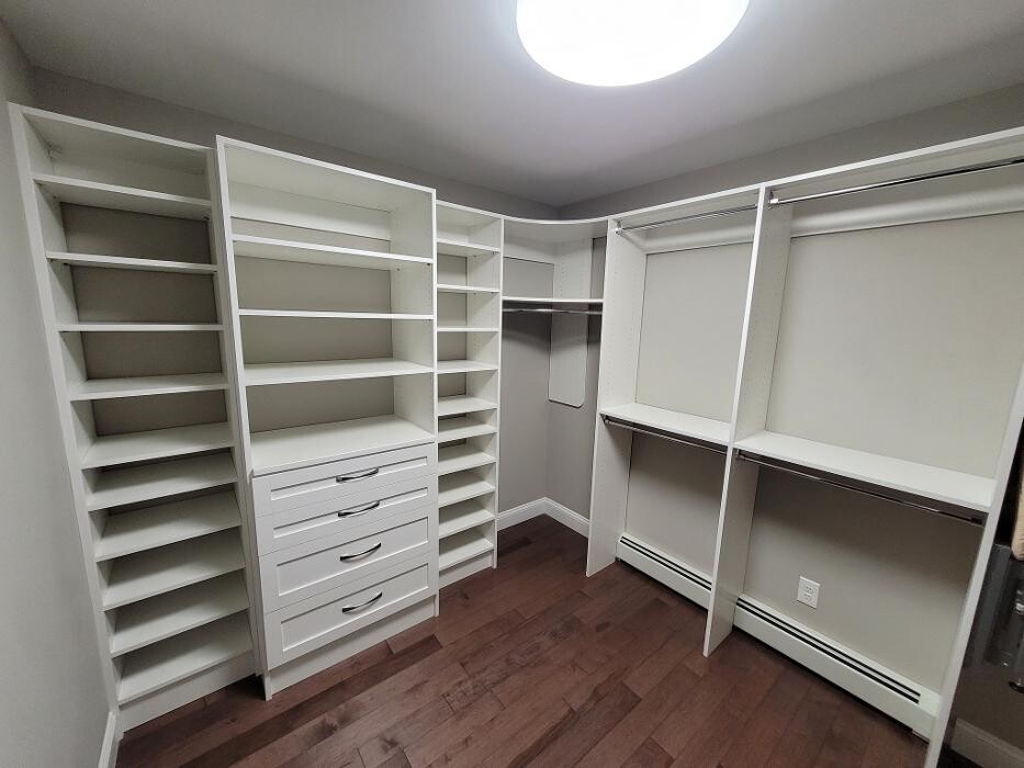 Images Custom Closets of Maine