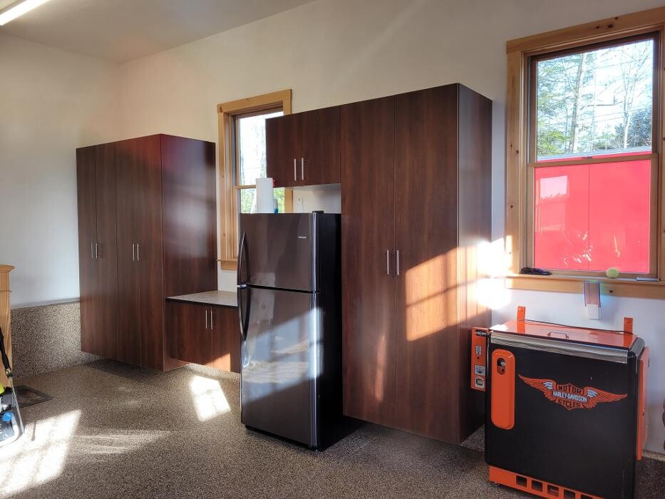 Images Custom Closets of Maine