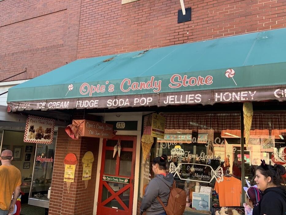 Images Opie's Candy Store