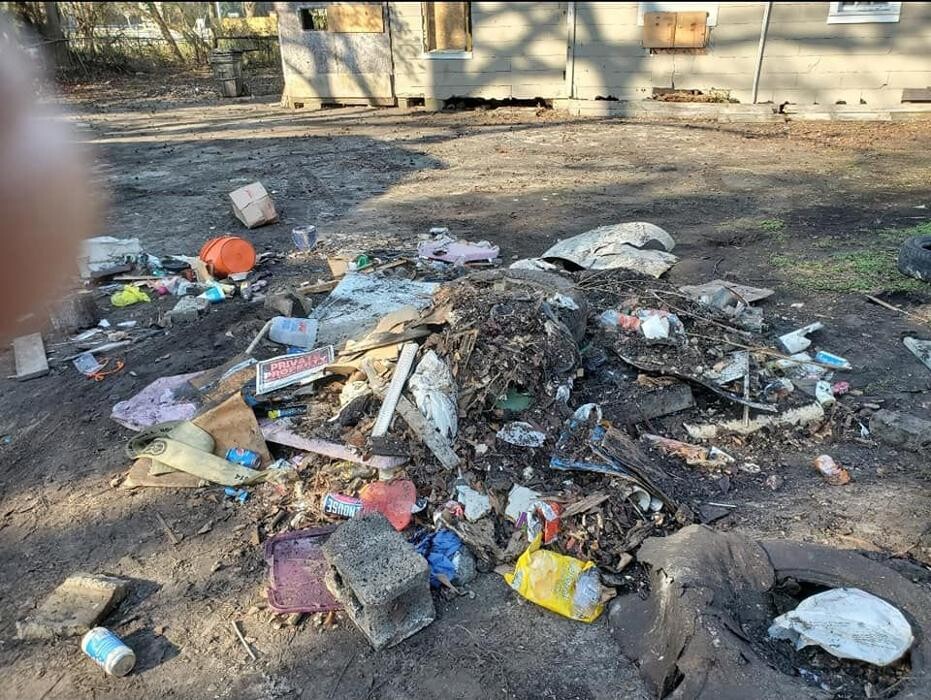 Images Deebo Junk Removal