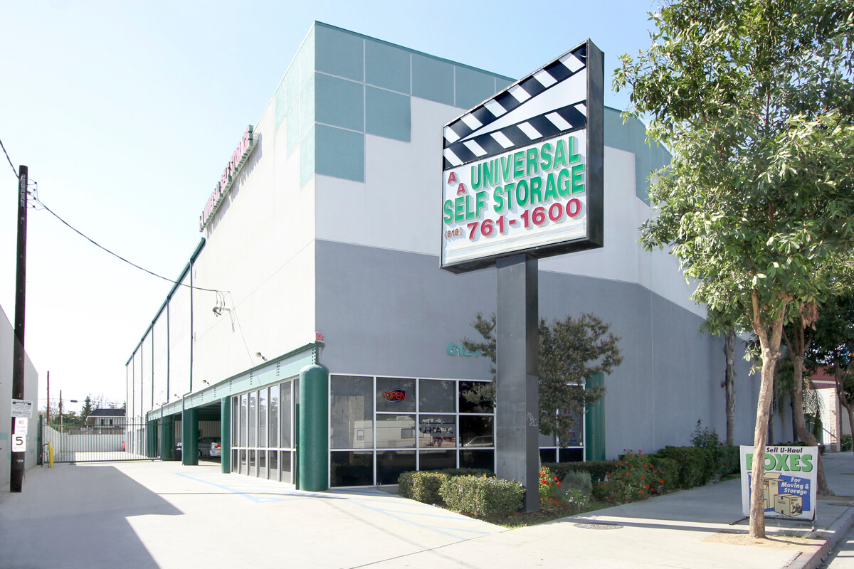 Images AA Universal Self Storage