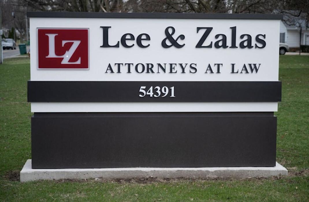 Images Lee & Zalas, P.C.