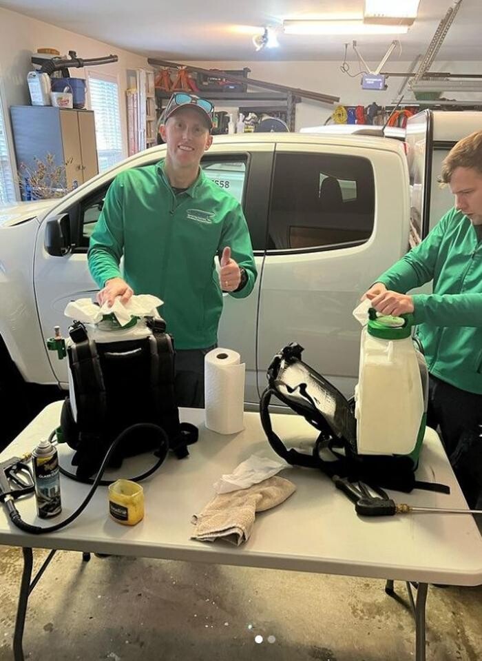Images Teacher's Spraying Service
