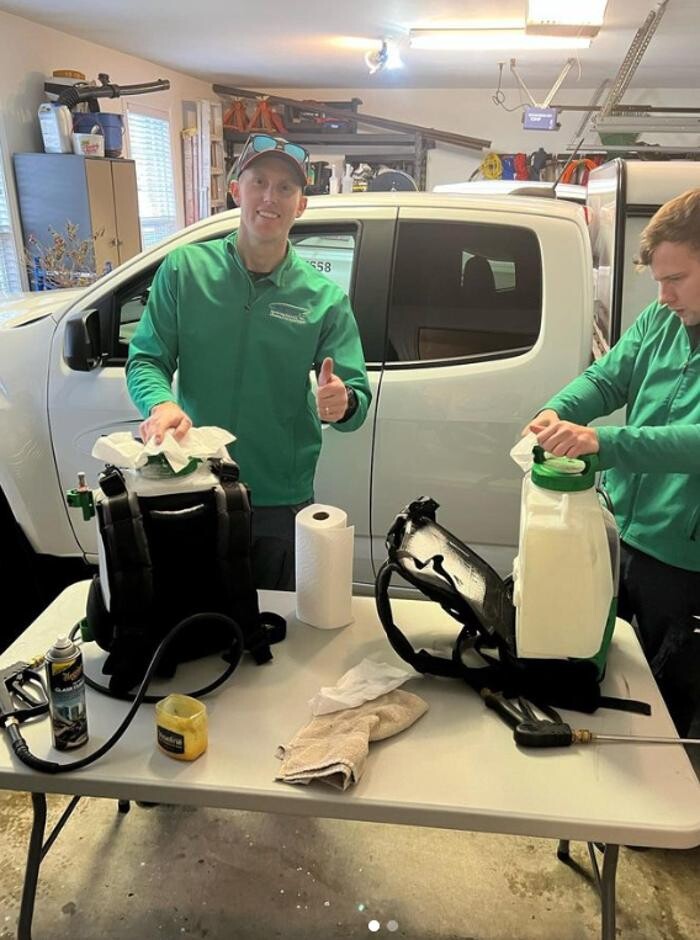 Images Teacher's Spraying Service
