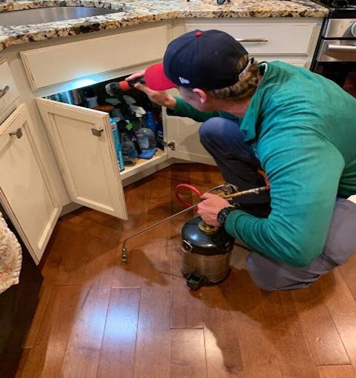 Images Teacher's Spraying Service