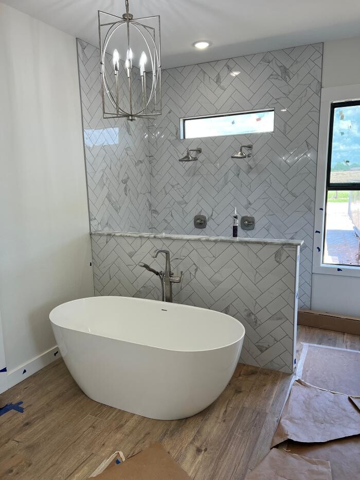 Images 4L Contracting LLC