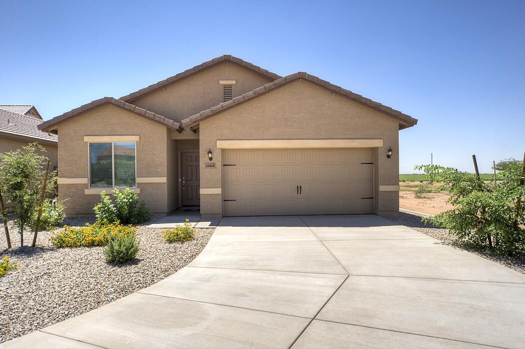 Images LGI Homes - Bisbee Ranch