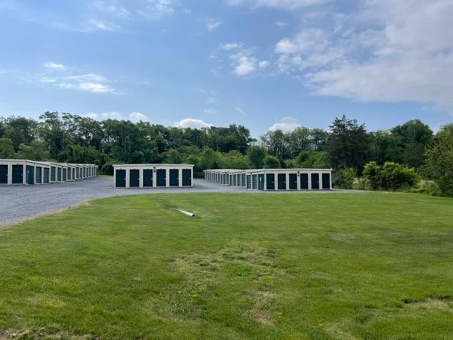 Images Waterman Self Storage - Harrisonburg