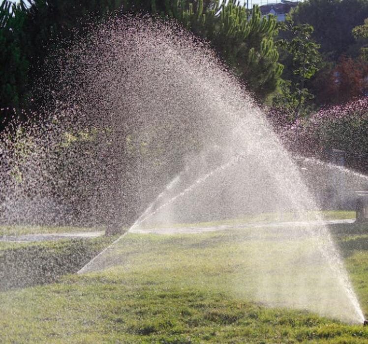 Images Supreme Sprinklers