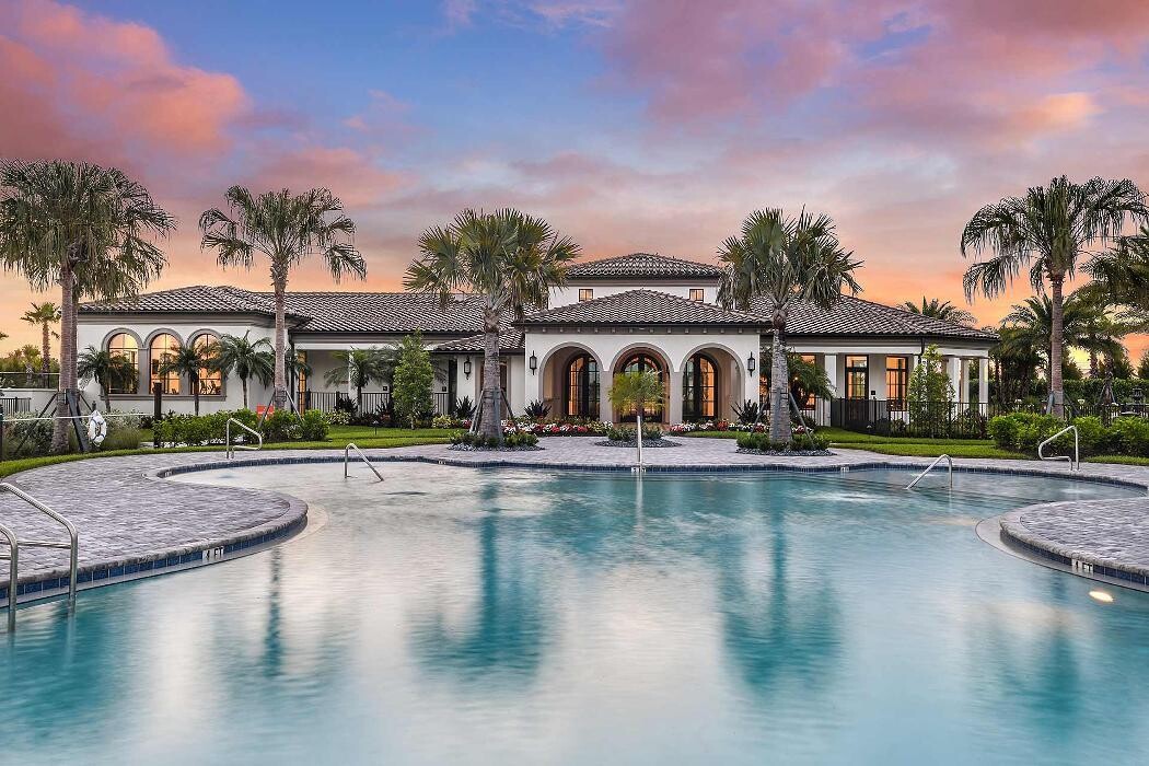 Images Aria by Neal Signature Homes