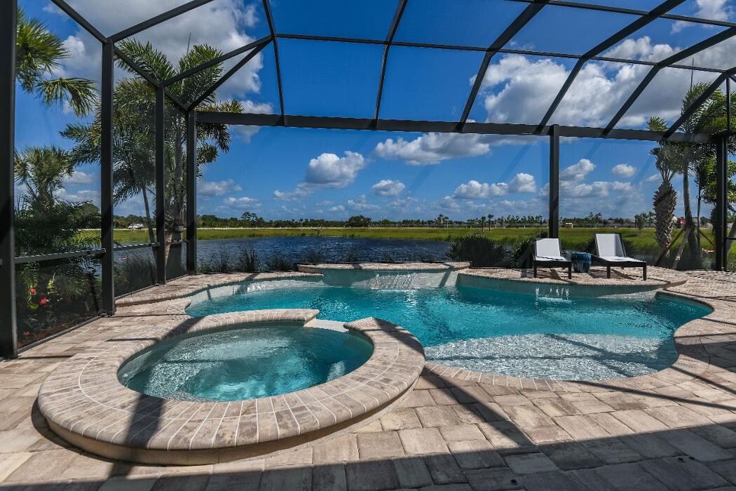 Images Aria by Neal Signature Homes