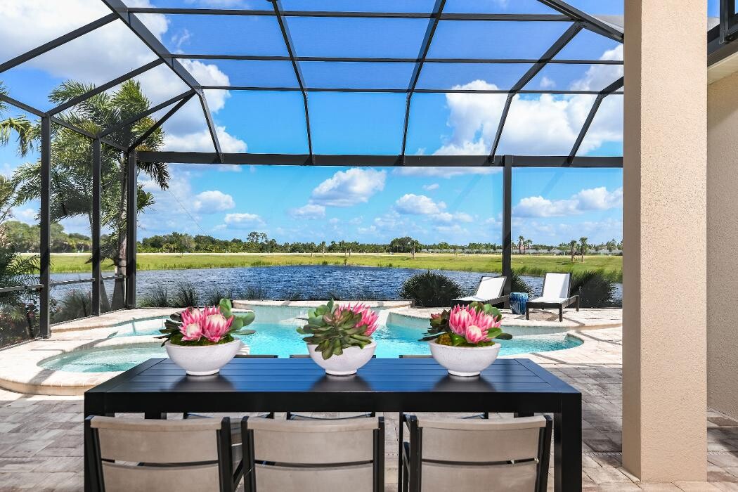 Images Aria by Neal Signature Homes