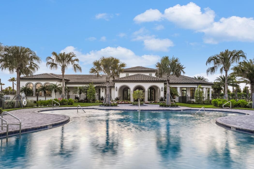 Images Aria by Neal Signature Homes