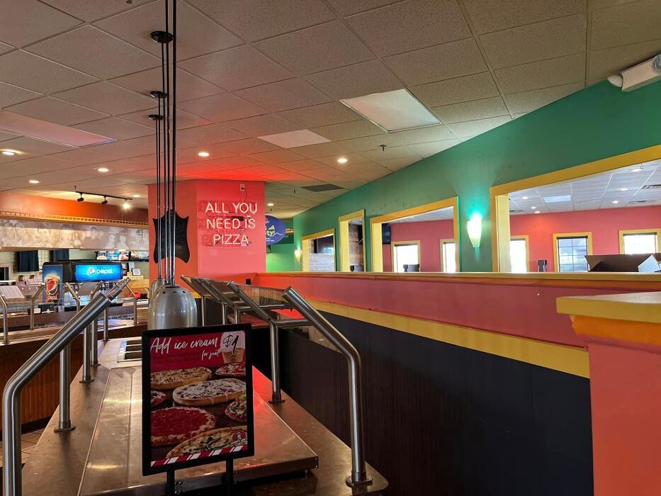 Images Happy Joe's Pizza & Jungle Bungle - W. 50th