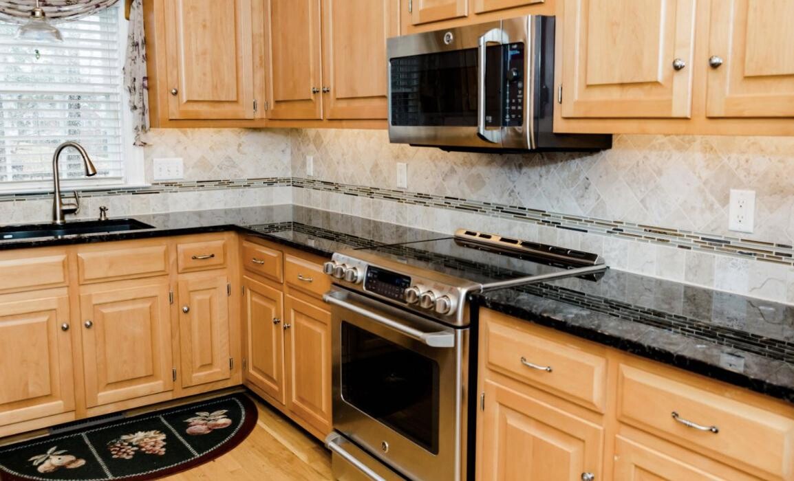 Images Tailor Made Kitchens & Baths