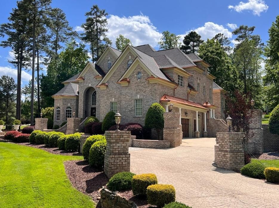 Images FOREVER Exteriors