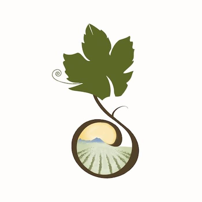 Carolina Heritage Vineyard & Winery Logo