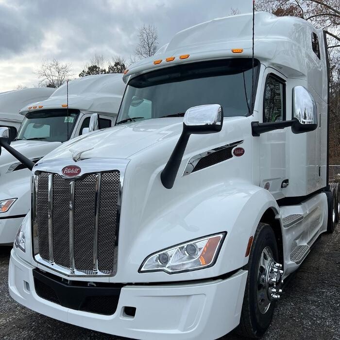 Images Cedar Creek Trucking