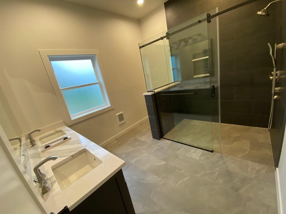 Images PHD Construction Co. LLC