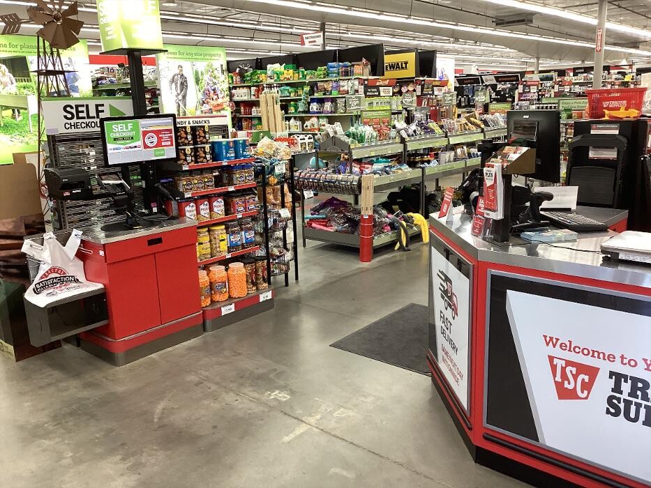 Images Tractor Supply Co.