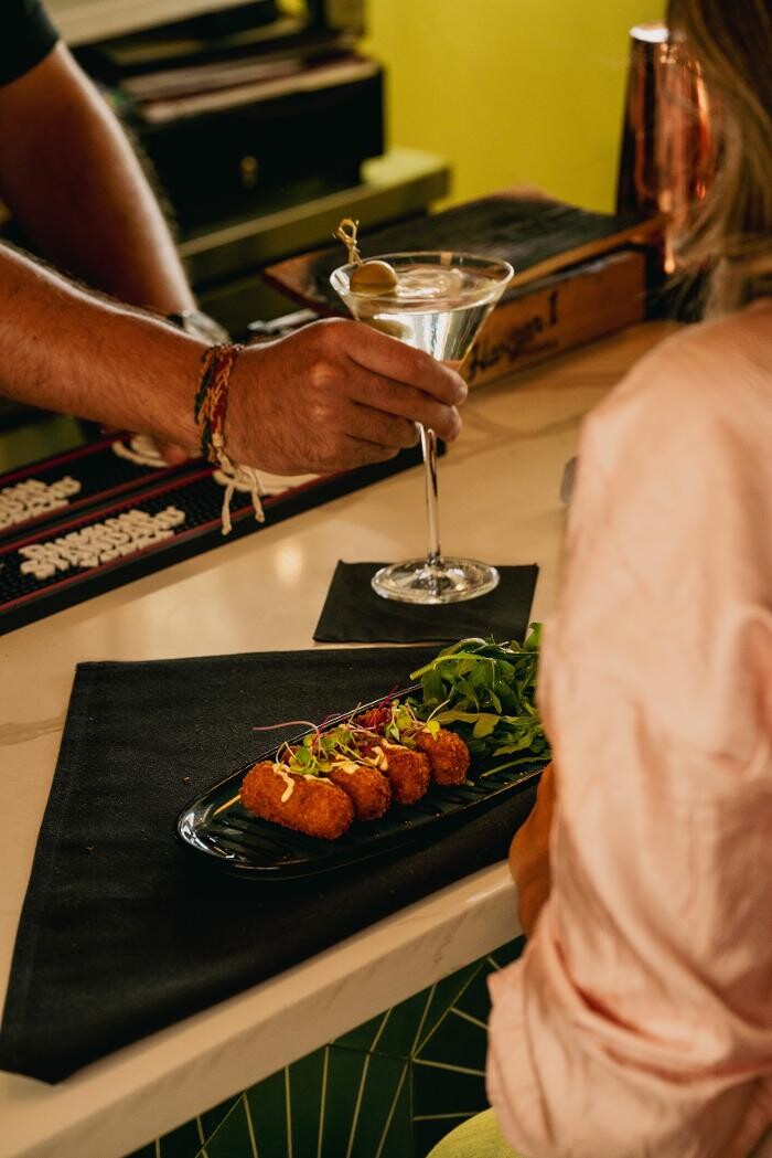 Images Reunion Ktchn Bar