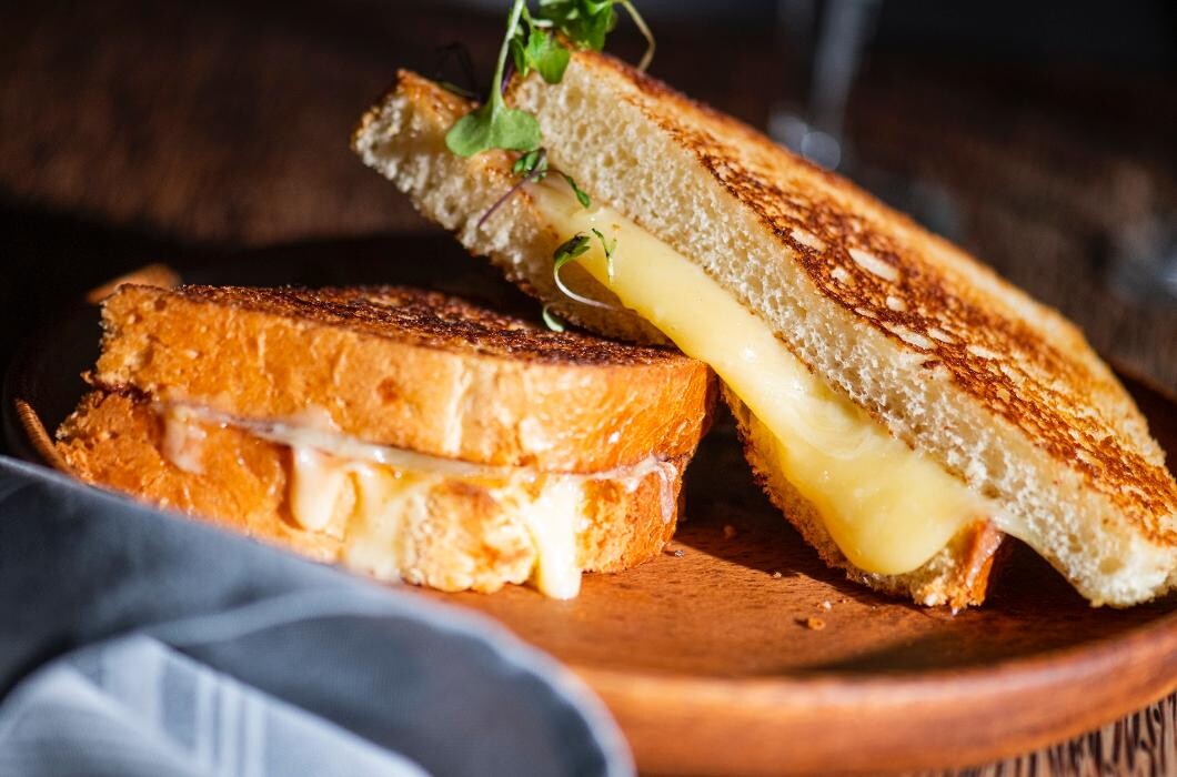 Images Reunion Ktchn Bar