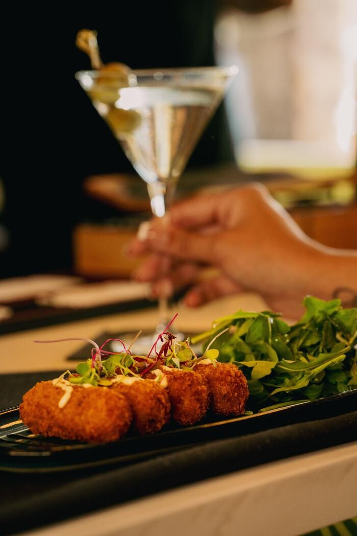 Images Reunion Ktchn Bar