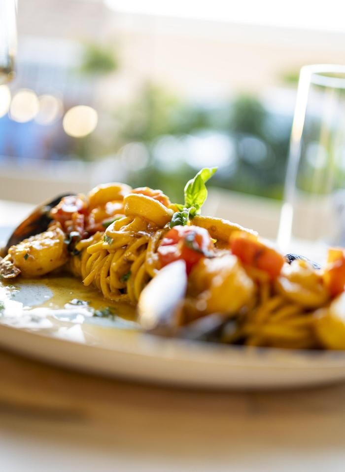 Images Reunion Ktchn Bar