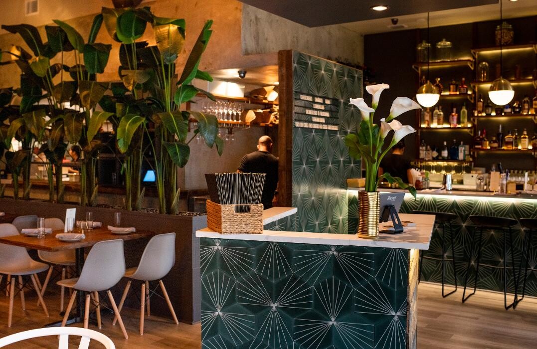 Images Reunion Ktchn Bar