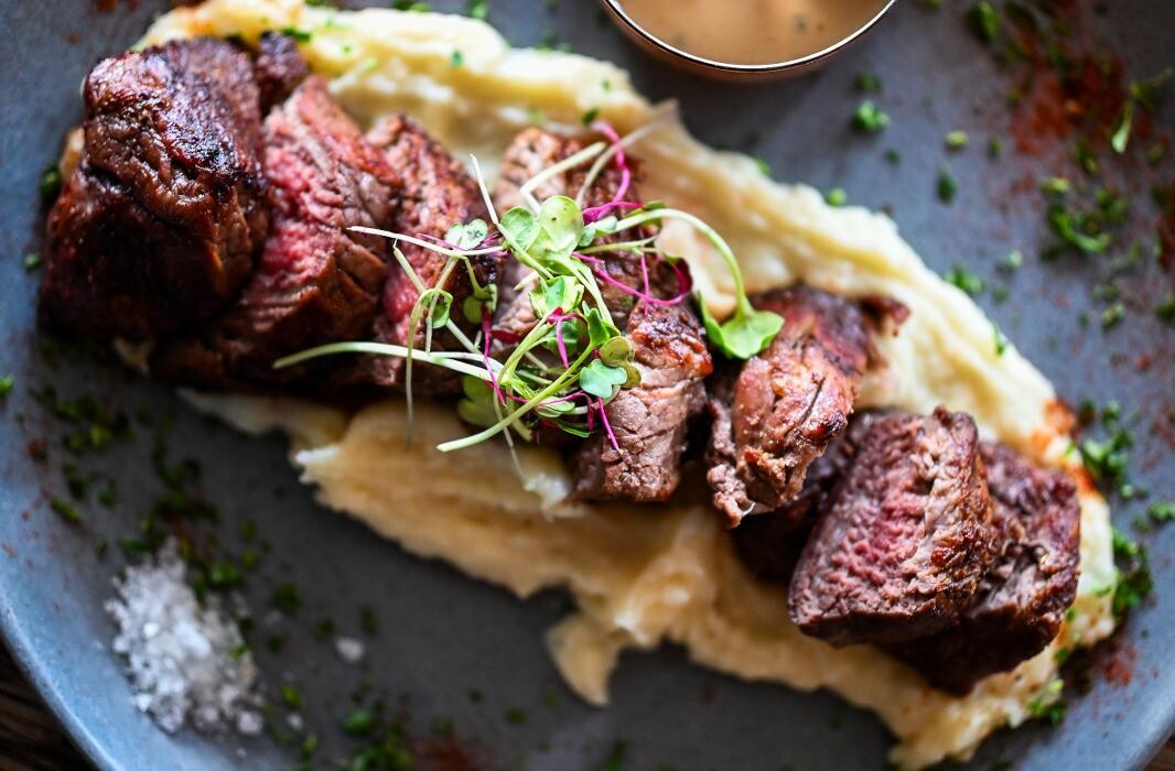 Images Reunion Ktchn Bar