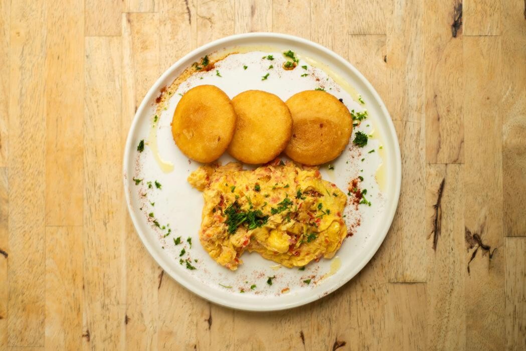 Images Reunion Ktchn Bar