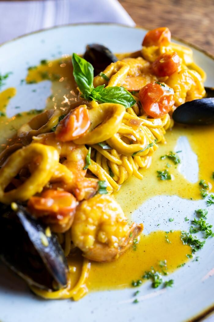 Images Reunion Ktchn Bar