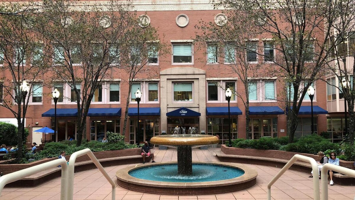 Images HSS - Belaire Building