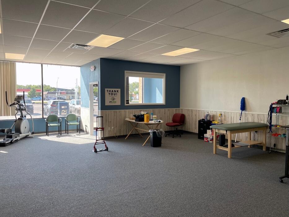 Images PT Link Physical Therapy - Bowling Green