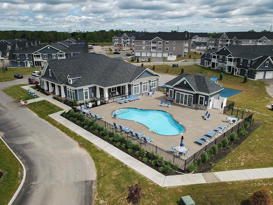 Images Heron Pointe Luxury Apartments