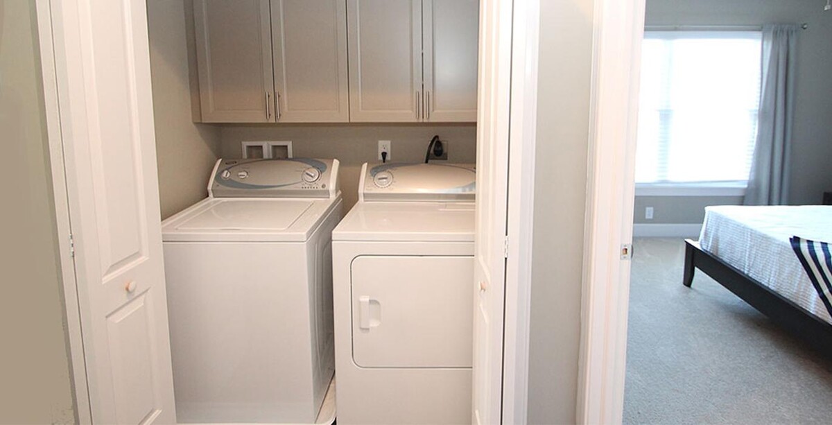 Images Heron Pointe Luxury Apartments