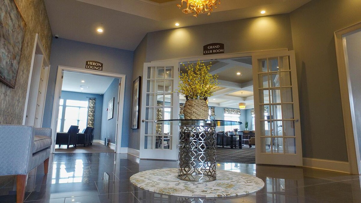 Images Heron Pointe Luxury Apartments