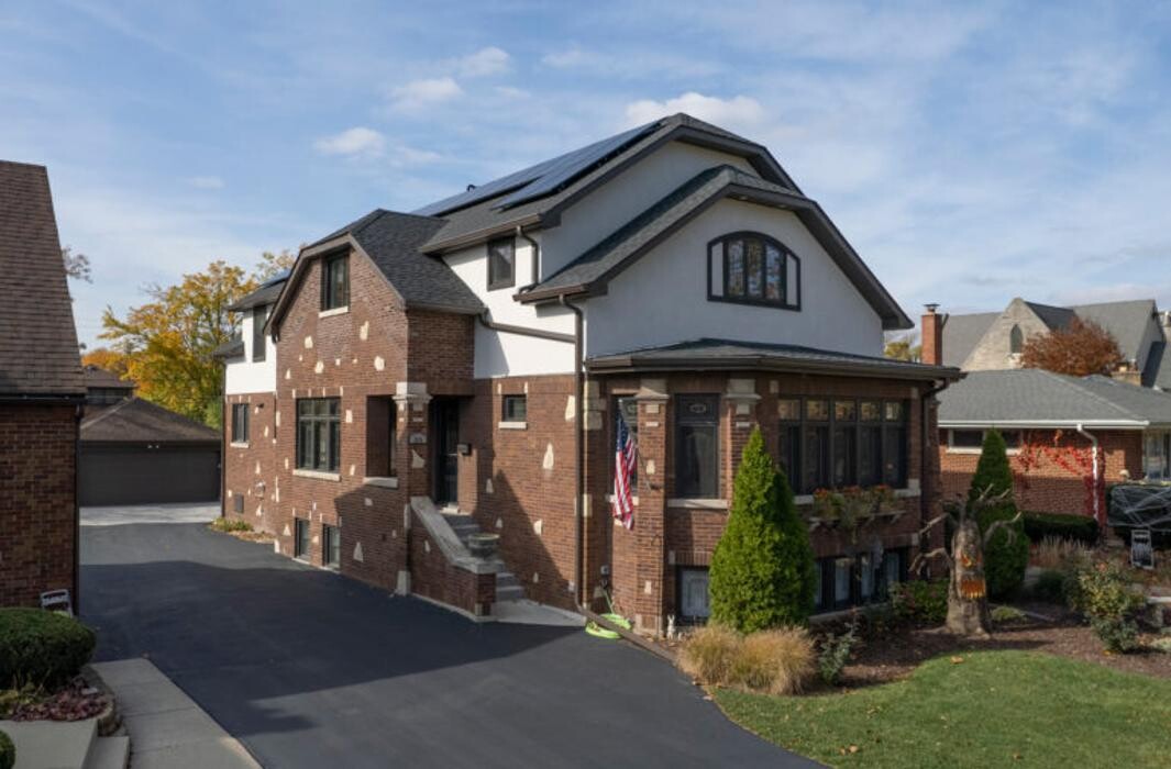 Images Crimson Design & Construction