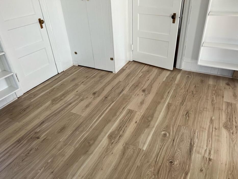 Images SMART Carpet and Flooring