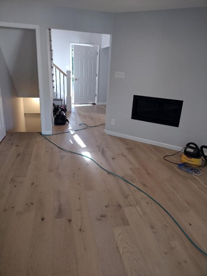 Images SMART Carpet and Flooring